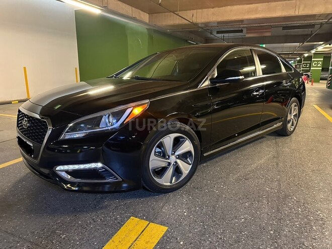 Hyundai Sonata-1