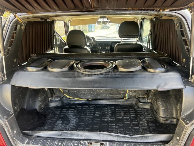 LADA (VAZ) Niva-7