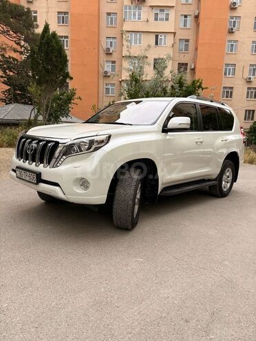 Toyota Land Cruiser Prado-7