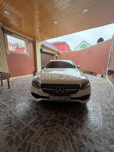 Mercedes E 300 d-14