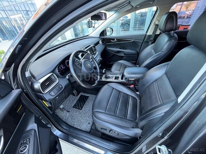 Kia Sorento-9