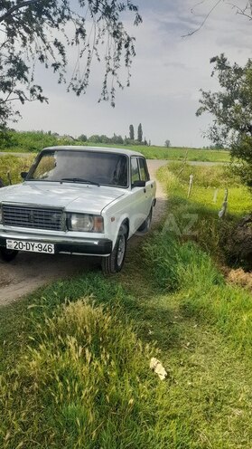 LADA (VAZ) 2107-4