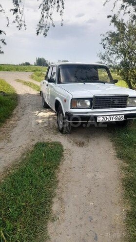 LADA (VAZ) 2107-1