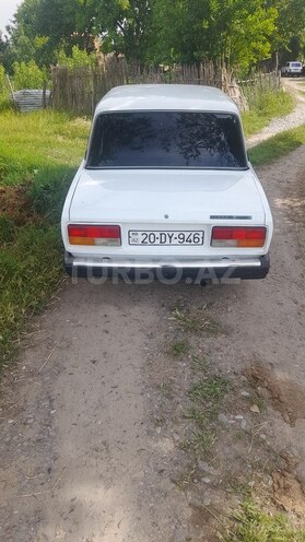 LADA (VAZ) 2107-2