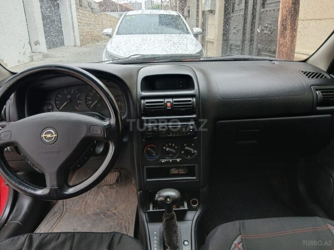 Opel Astra-12