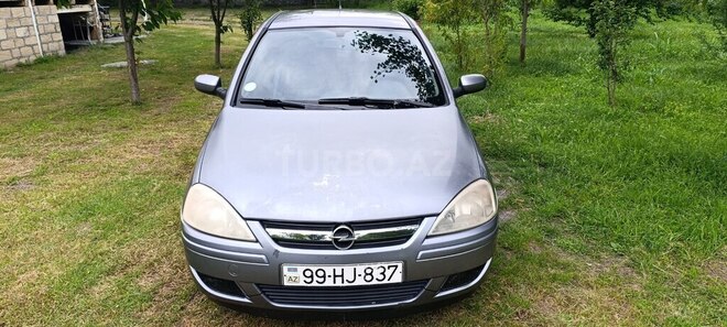 Opel Corsa-1