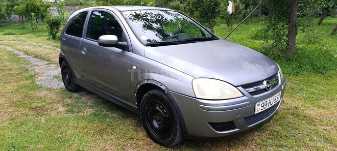 Opel Corsa-2