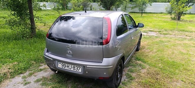 Opel Corsa-4