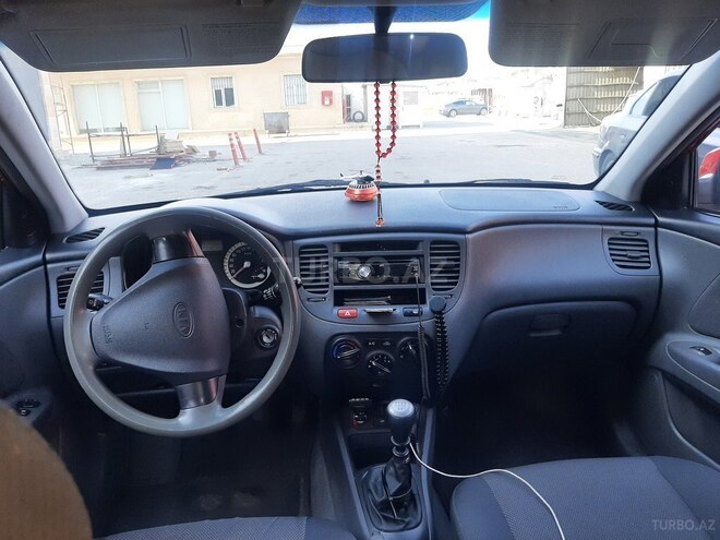 Kia Rio-2