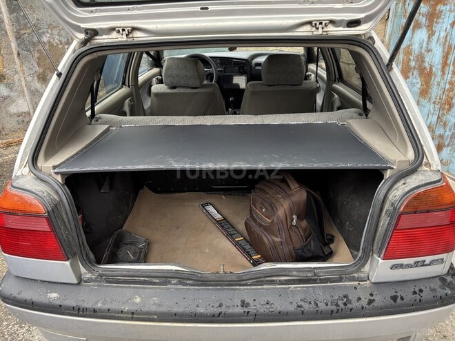 Volkswagen Golf-8
