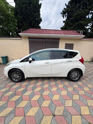 Nissan Note-3