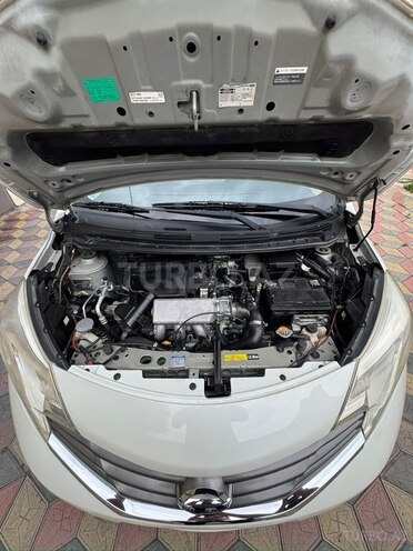 Nissan Note-9