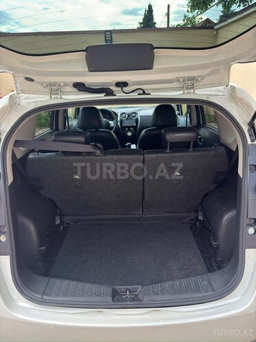 Nissan Note-5
