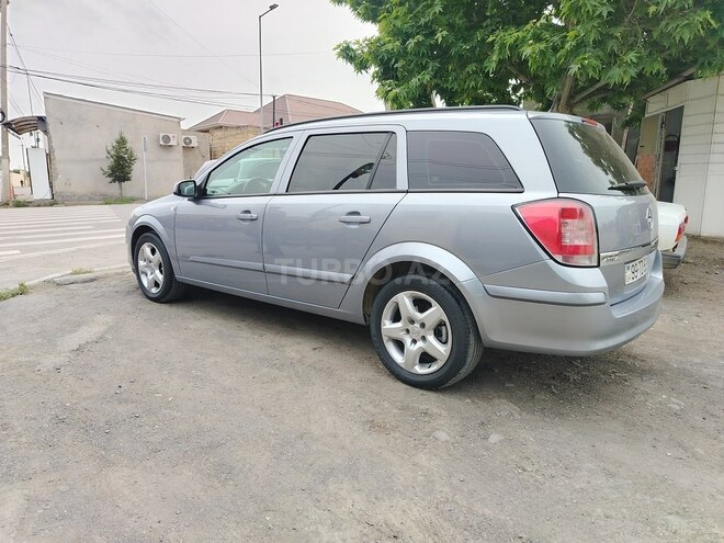 Opel Astra-2