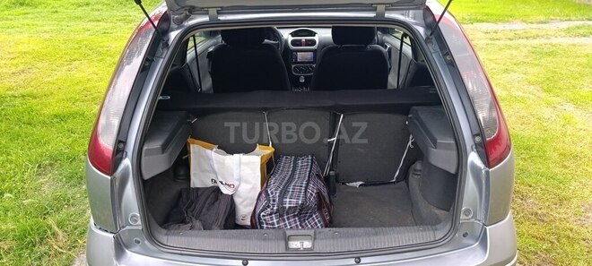 Opel Corsa-12