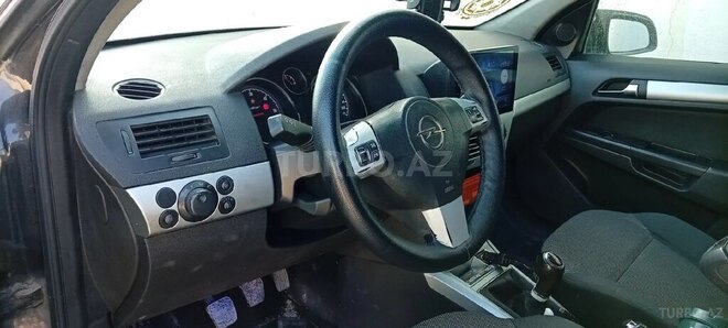 Opel Astra-7