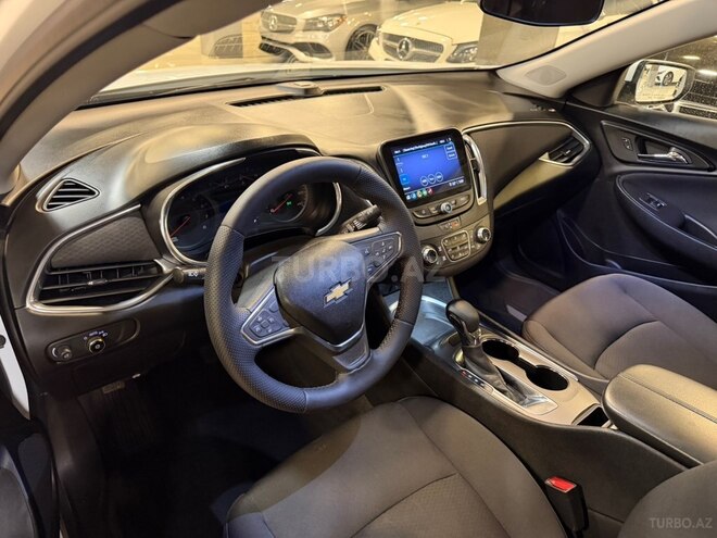 Chevrolet Malibu-10