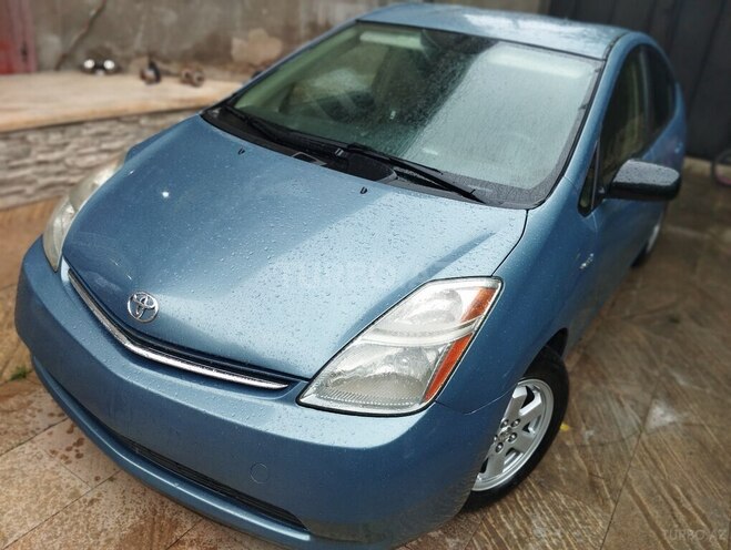 Toyota Prius-2