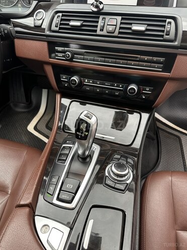 BMW 528-9
