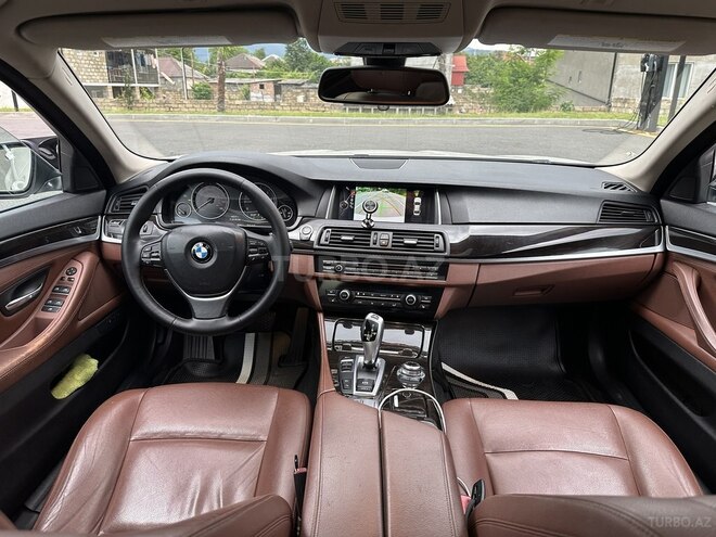 BMW 528-10