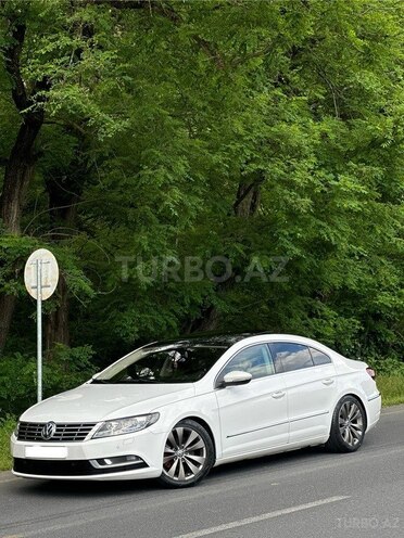 Volkswagen Passat CC-1