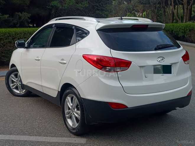 Hyundai ix35-4