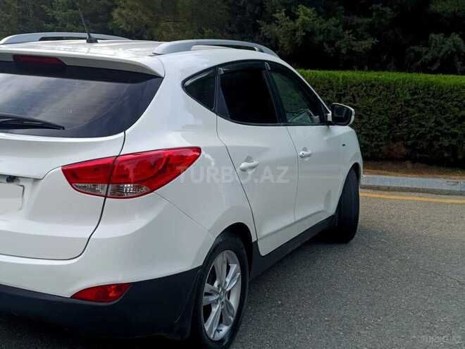 Hyundai ix35-6