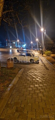 LADA (VAZ) 2107-4
