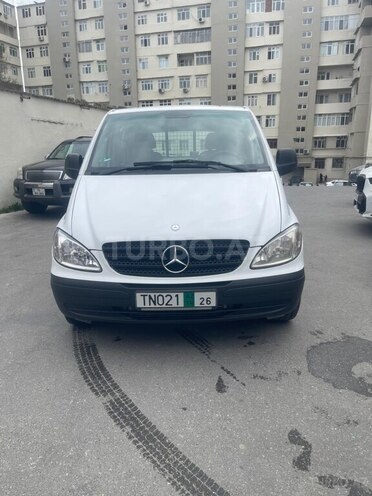 Mercedes Vito-1