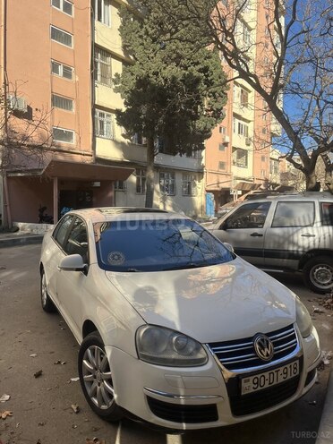 Volkswagen Jetta-17