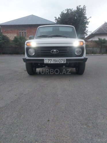 LADA (VAZ) Niva-1