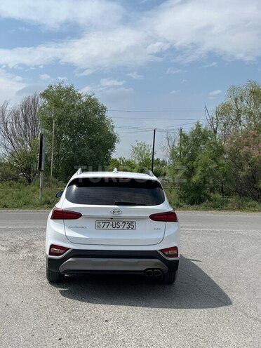 Hyundai Santa Fe-2