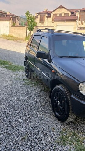 Chevrolet Niva-2