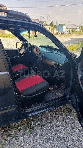 Chevrolet Niva-7
