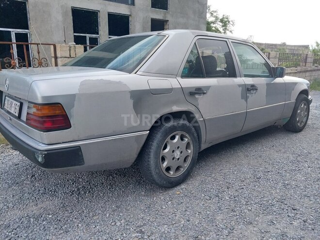 Mercedes 300 D-3