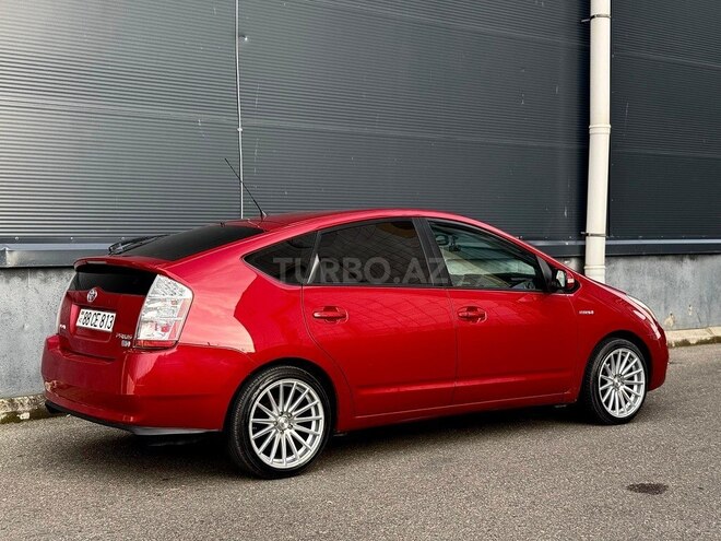 Toyota Prius-11