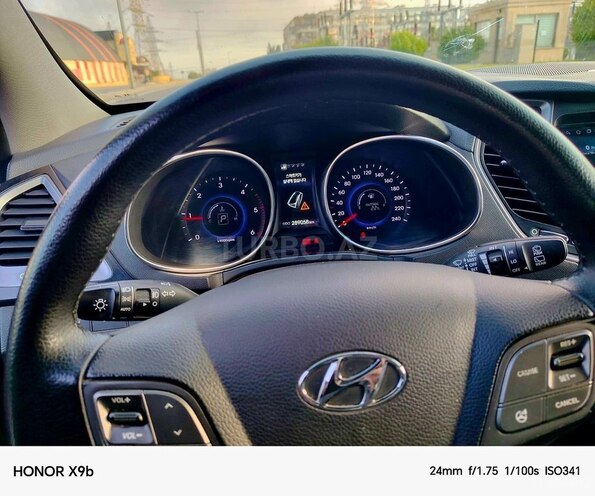 Hyundai Santa Fe-6