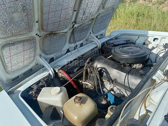 LADA (VAZ) 2106-7