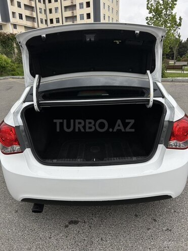 Chevrolet Cruze-9