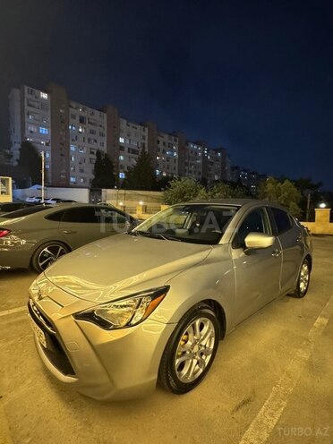 Toyota Yaris iA-2