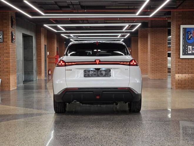 Changan Deepal S07-5
