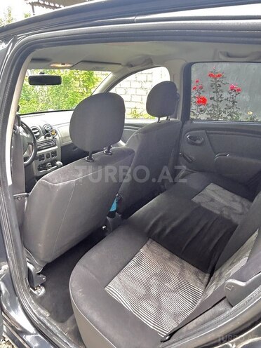 Dacia Sandero-8