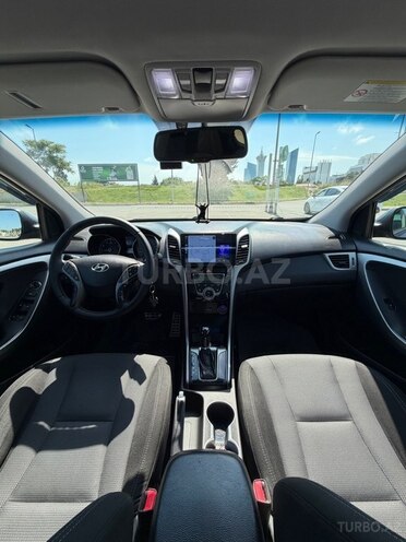 Hyundai i30-12