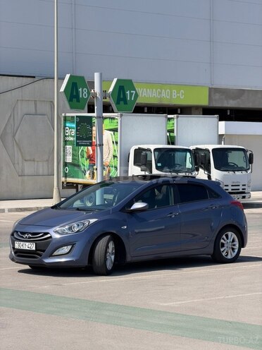 Hyundai i30-2