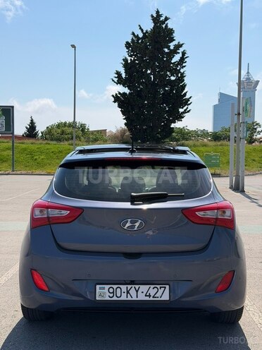 Hyundai i30-8