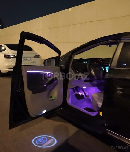Toyota Prius-6