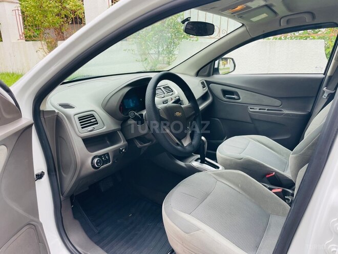 Chevrolet Cobalt-20