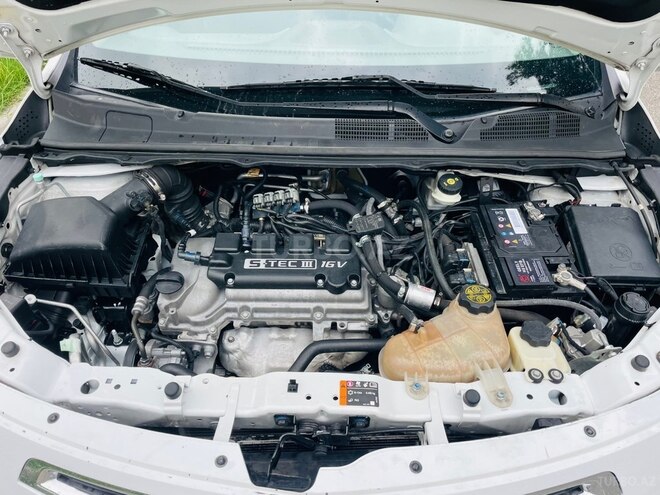 Chevrolet Cobalt-15