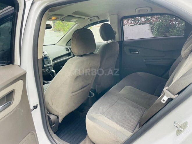 Chevrolet Cobalt-19