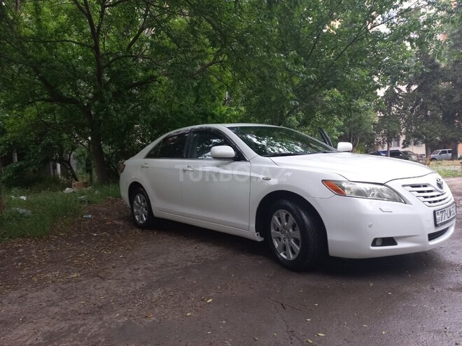 Toyota Camry-3